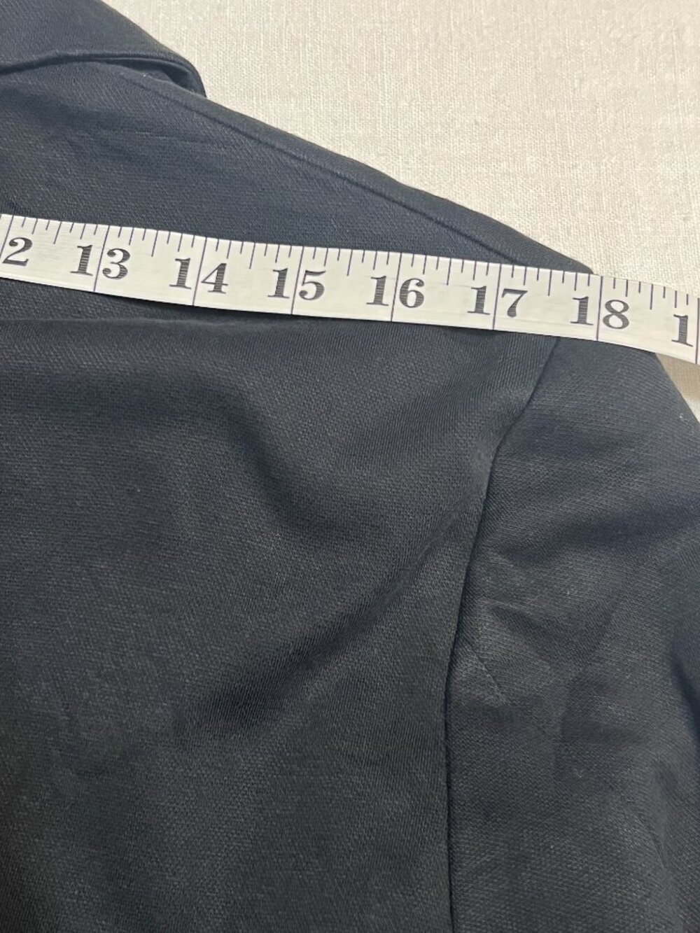 Uniqlo Men’s Black Blazer Size L Classic Single Button Lightweight Jacket Work - Picture 9 of 10